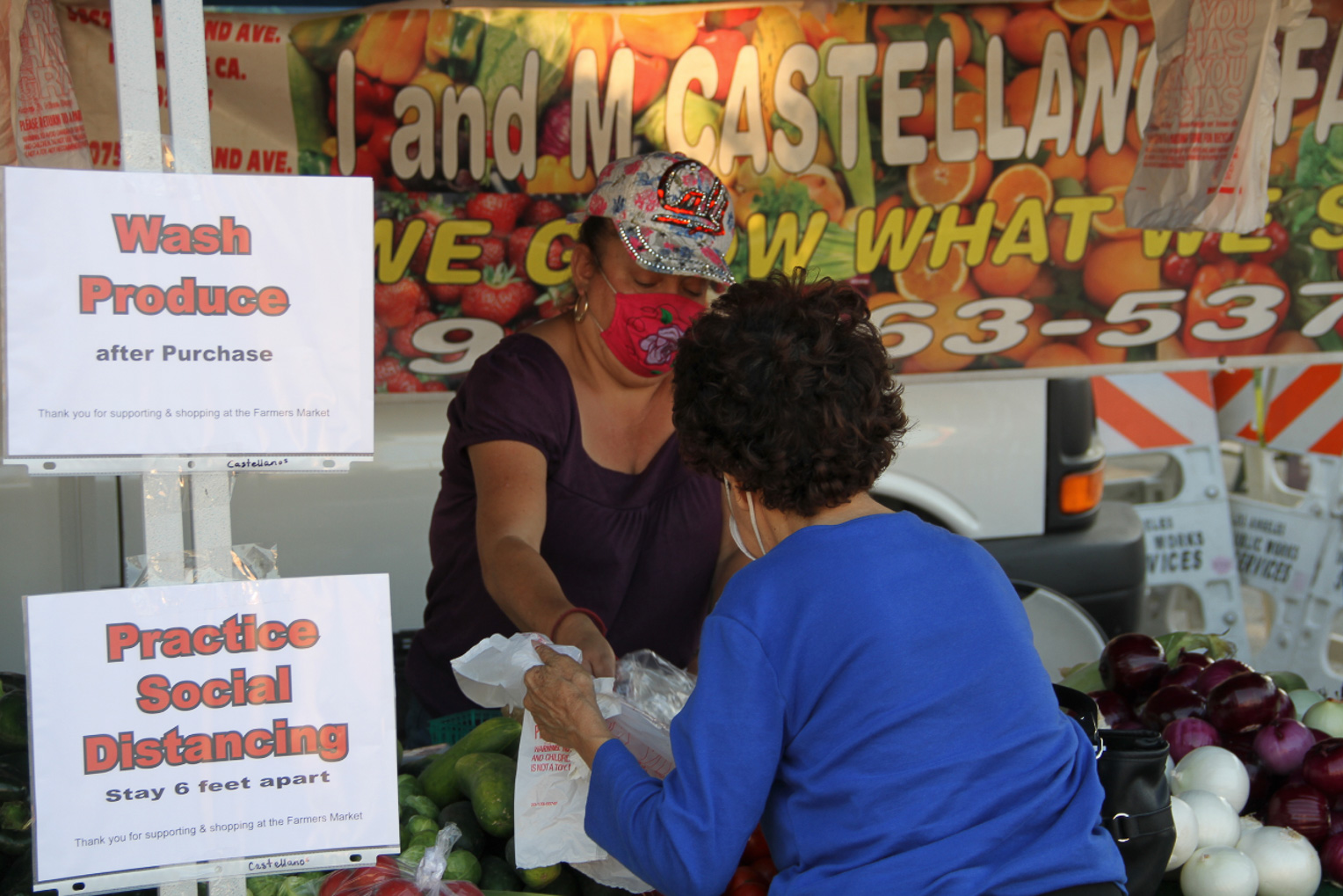 I and M Castellano Farm vendor booth at the Lincoln Heights Certified Farmers Market